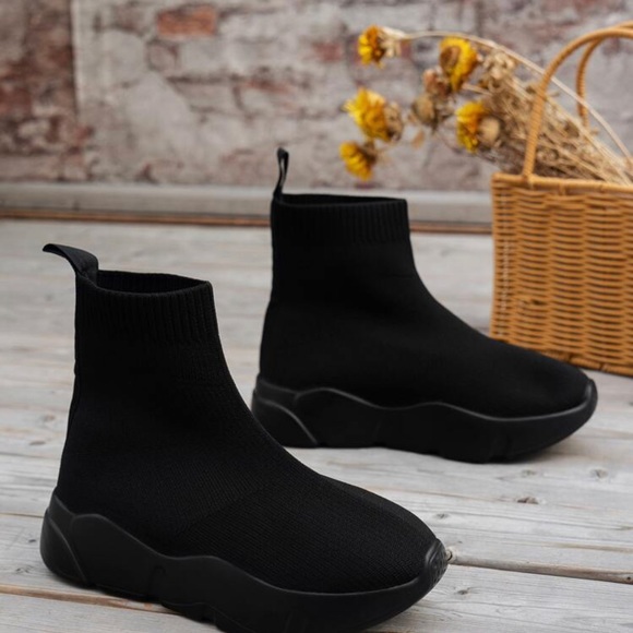 Black snickers - Picture 4 of 5